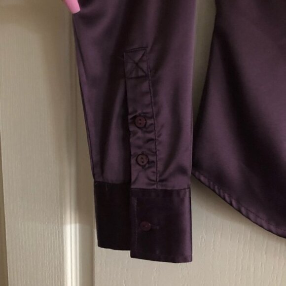 V Neck Button Down Shirt Long Sleeves Size 6 - Picture 5 of 11